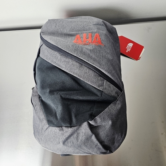 The North Face Women\'s Aurora II Backpack NWT main image 10